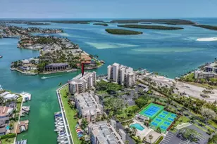 897 Collier Ct, Marco Island, FL 34145 - Photo 2