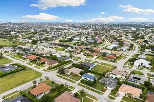 1460 Biscayne Way, Marco Island, FL 34145 - Photo 30