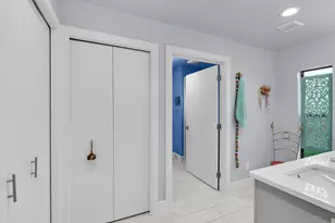 111 S Bahama Ave, Marco Island, FL 34145 - Photo 14