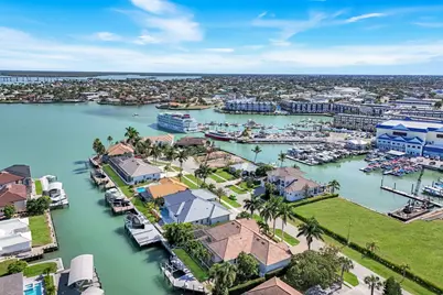 864 Magnolia Court, Marco Island, FL 34145 - Photo 42