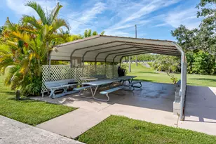 255 Riverwood Rd, Naples, FL 34114 - Photo 34