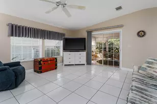 255 Riverwood Rd, Naples, FL 34114 - Photo 14