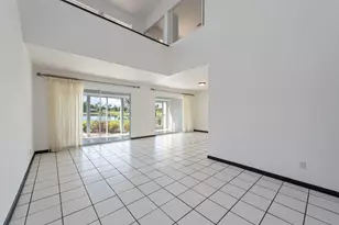494 Bristle Cone Ln, Naples, FL 34113 - Photo 8