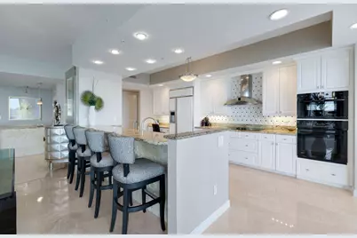 700 La Peninsula Boulevard #305, Naples, FL 34113 - Photo 10