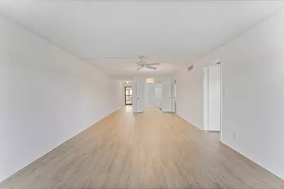 200 Pebble Beach Boulevard #D103, Naples, FL 34113 - Photo 12