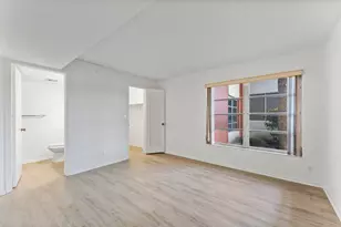 200 Pebble Beach Blvd, Naples, FL 34113 - Photo 8