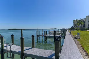 929 Collier Ct, Marco Island, FL 34145 - Photo 24