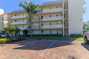 929 Collier Ct, Marco Island, FL 34145 - Photo 2