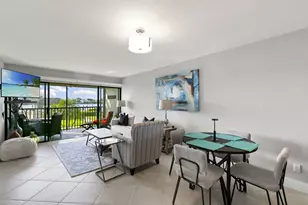 730 W Elkcam Cir, Marco Island, FL 34145 - Photo 8