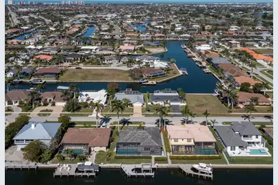73 Gulfport Court, Marco Island, FL 34145 - Photo 38