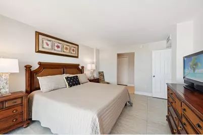 380 Seaview Court #1607, Marco Island, FL 34145 - Photo 10