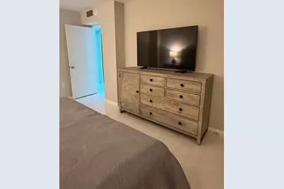 320 Seaview Court #712, Marco Island, FL 34145 - Photo 16