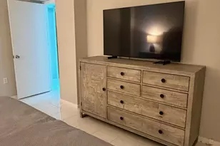 320 Seaview Ct, Marco Island, FL 34145 - Photo 16