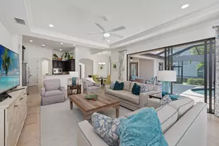 3273 Runaway Ln, Naples, FL 34114 - Photo 4