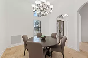 3273 Runaway Ln, Naples, FL 34114 - Photo 10