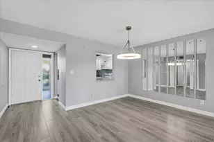 5757 Gage Ln, Naples, FL 34113 - Photo 8