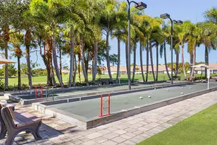 700 Saratoga Cir, Naples, FL 34104 - Photo 22