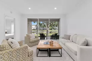 700 Saratoga Cir, Naples, FL 34104 - Photo 8