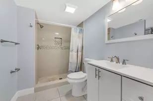 236 Pebble Beach Cir, Naples, FL 34113 - Photo 22