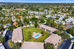 236 Pebble Beach Cir, Naples, FL 34113 - Photo 40