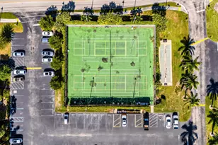 1086 Forest Lakes Dr, Naples, FL 34105 - Photo 38