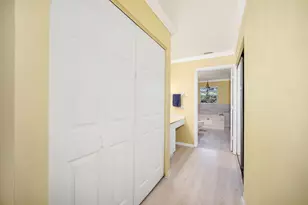 628 Woodshire Ln, Naples, FL 34105 - Photo 18