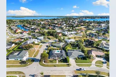 321 Columbus Way, Marco Island, FL 34145 - Photo 36