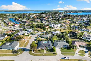 321 Columbus Way, Marco Island, FL 34145 - Photo 36