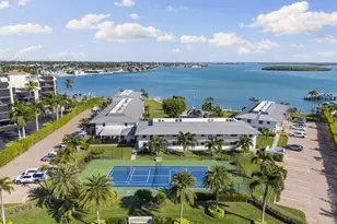 991 Collier Ct, Marco Island, FL 34145 - Photo 2