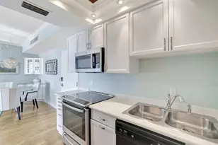 140 Seaview Ct, Marco Island, FL 34145 - Photo 14