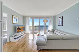 140 Seaview Ct, Marco Island, FL 34145 - Photo 8