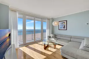 140 Seaview Ct, Marco Island, FL 34145 - Photo 6