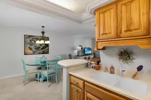 380 Seaview Ct, Marco Island, FL 34145 - Photo 6