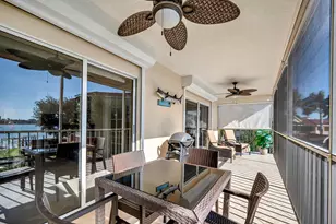 816 W Elkcam Cir, Marco Island, FL 34145 - Photo 28