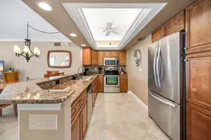 816 W Elkcam Cir, Marco Island, FL 34145 - Photo 2