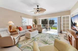 816 W Elkcam Cir, Marco Island, FL 34145 - Photo 6