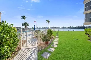 816 W Elkcam Cir, Marco Island, FL 34145 - Photo 34