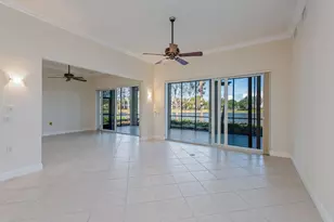 9235 Tesoro Ln, Naples, FL 34114 - Photo 4