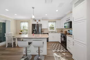 1113 Diamond Lake Cir, Naples, FL 34114 - Photo 10