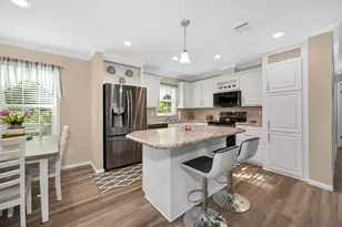 1113 Diamond Lake Cir, Naples, FL 34114 - Photo 8