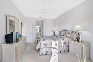 3972 Bishopwood Ct E, Naples, FL 34114 - Photo 10