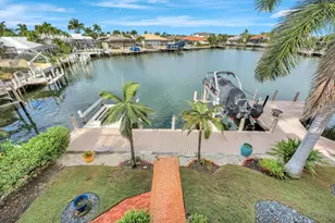 440 Cottage Ct, Marco Island, FL 34145 - Photo 2