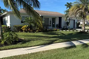 1292 Apricot Ave, Marco Island, FL 34145 - Photo 2