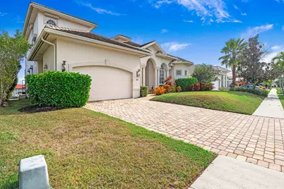 93 S Seas, Marco Island, FL 34145 - Photo 2