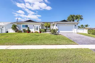 84 Gulfport Ct, Marco Island, FL 34145 - Photo 1