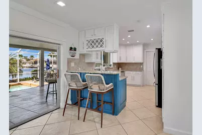 84 Gulfport Court, Marco Island, FL 34145 - Photo 12