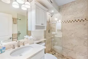 140 Seaview Ct, Marco Island, FL 34145 - Photo 18