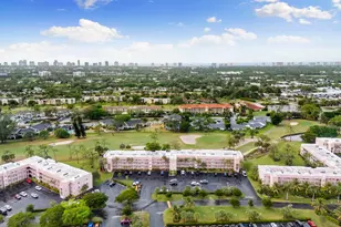 160 Turtle Lake Ct, Naples, FL 34105 - Photo 22