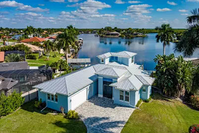 121 Newport Drive, Naples, FL 34114 - Photo 8