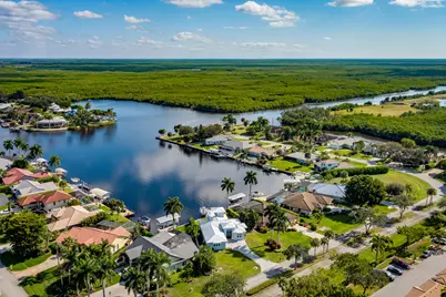 121 Newport Drive, Naples, FL 34114 - Photo 44